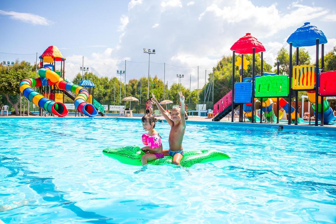 Village & Camping La Foce Valledoria  Zewnętrze zdjęcie