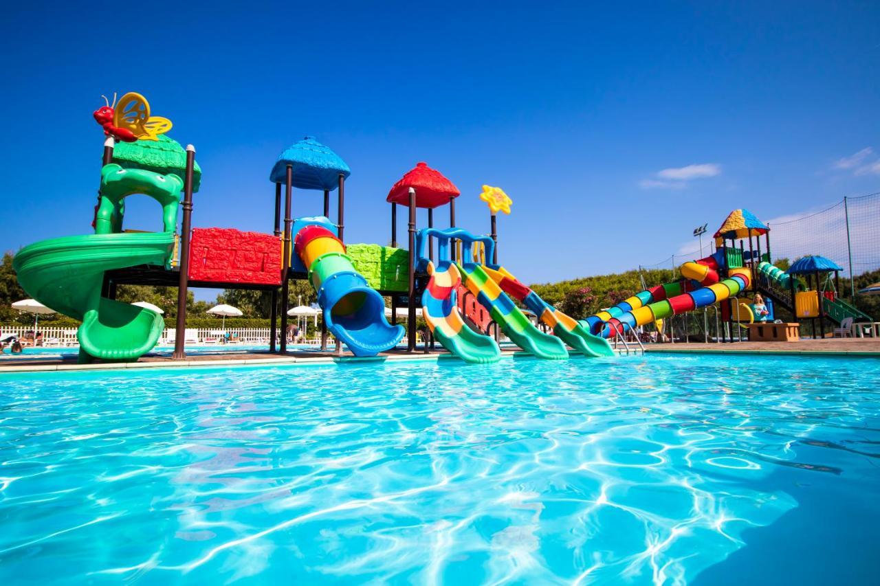Village & Camping La Foce Valledoria  Zewnętrze zdjęcie