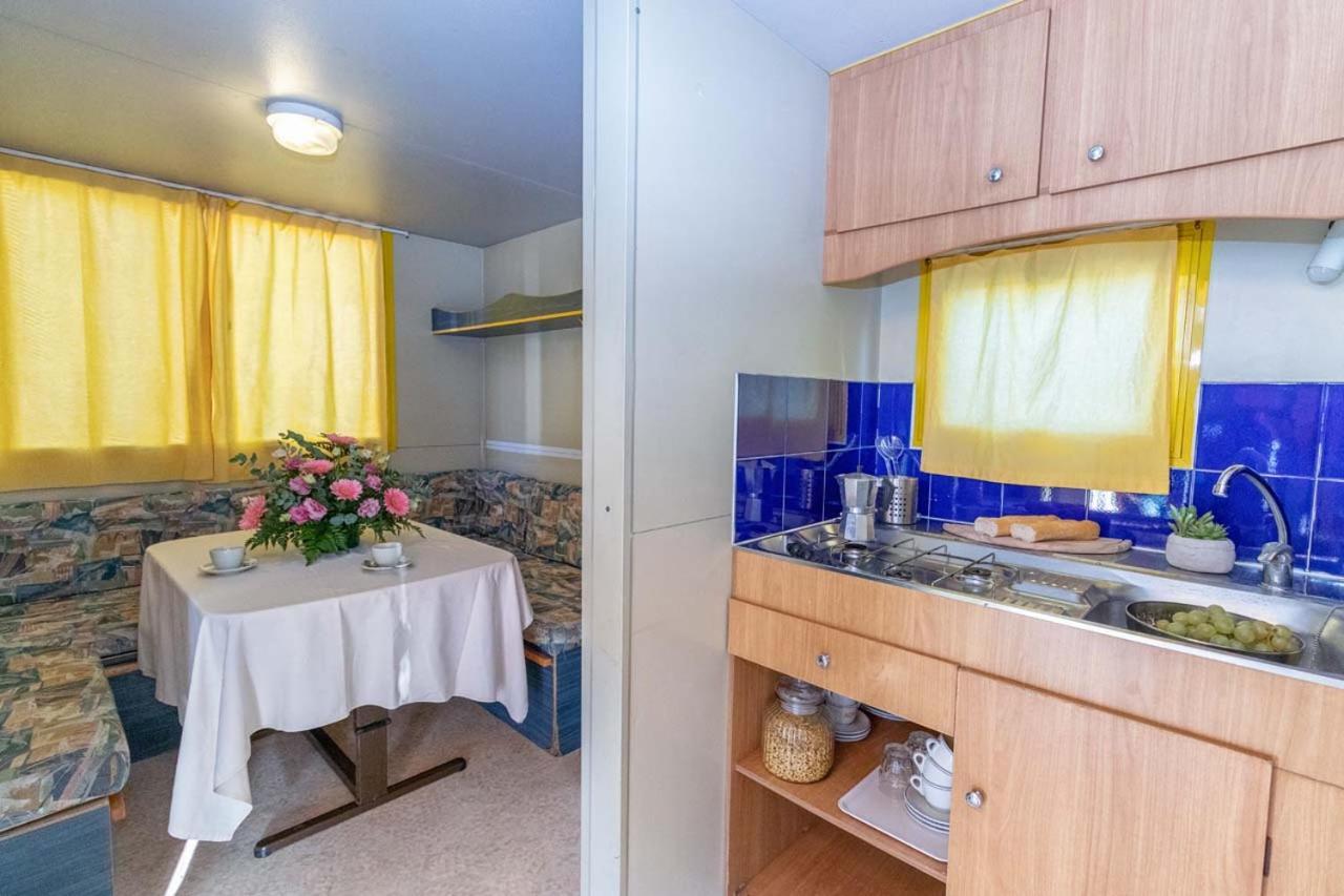 Village & Camping La Foce Valledoria  Zewnętrze zdjęcie
